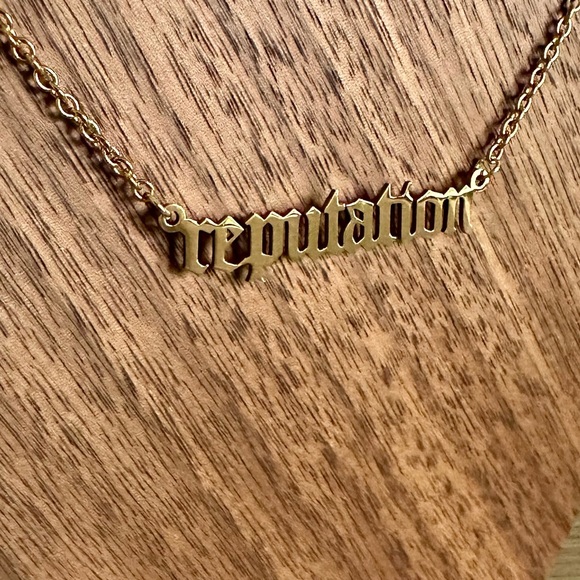 REPUTATION ERA ready! Amazing reputation gothic letter necklace! Gold & silver - Picture 5 of 8